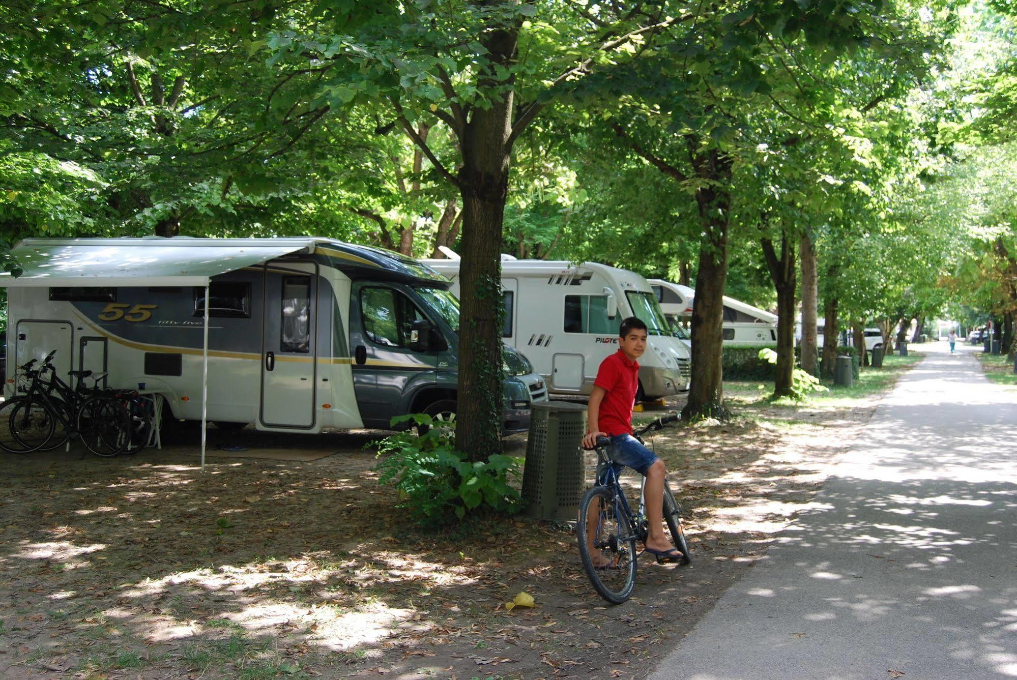 مالكونتينتا Camping Serenissima المظهر الخارجي الصورة